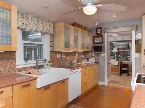 A home in DUNNELLON