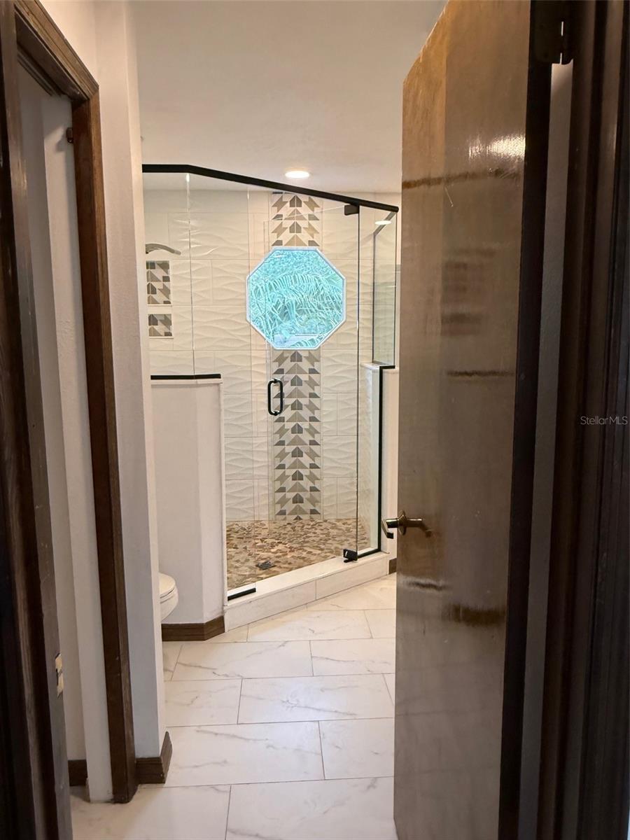 LAKE VALENCIA UNIT ONE - Residential