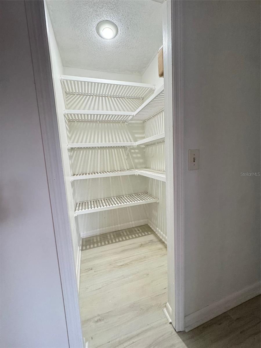 LAKE VALENCIA UNIT ONE - Residential