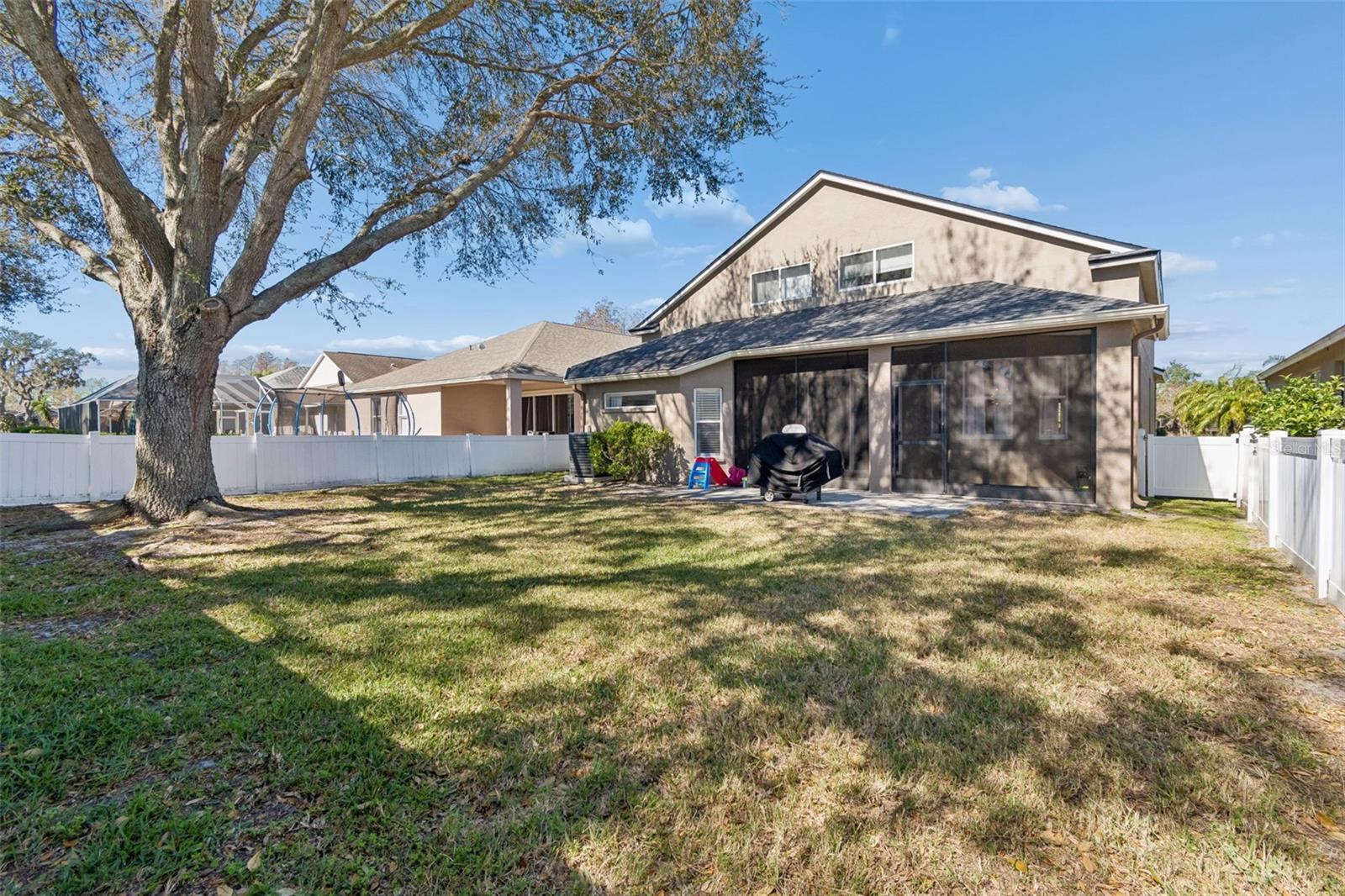 TRINITY WEST - Residential