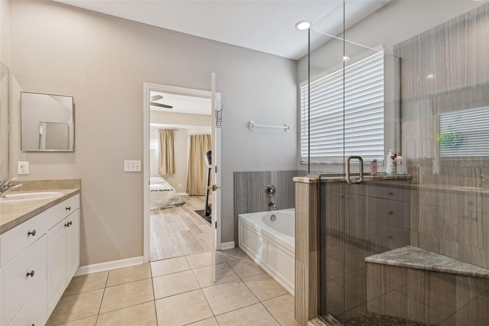 TRINITY WEST - Residential