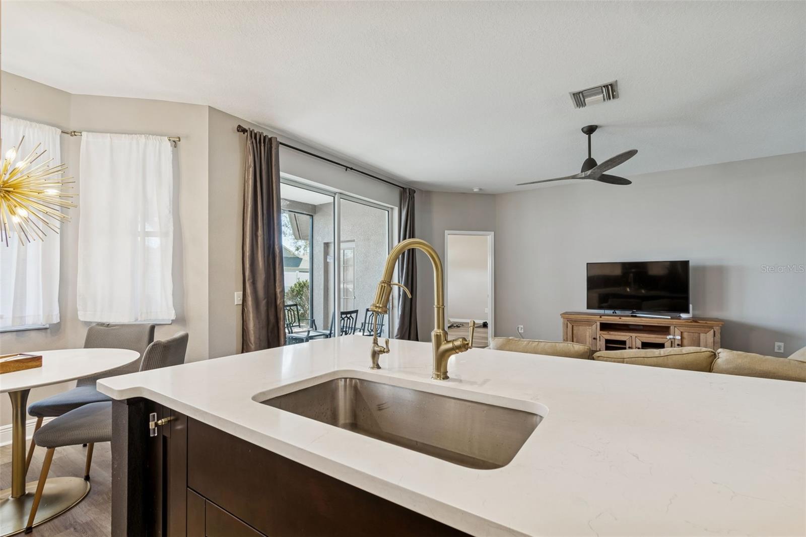 TRINITY WEST - Residential