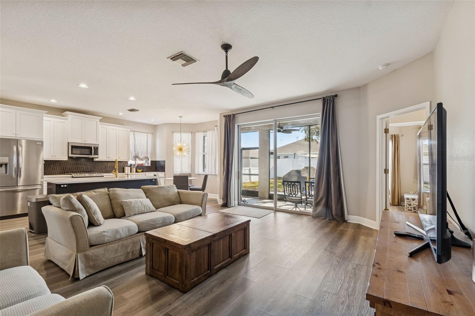 TRINITY WEST - Residential