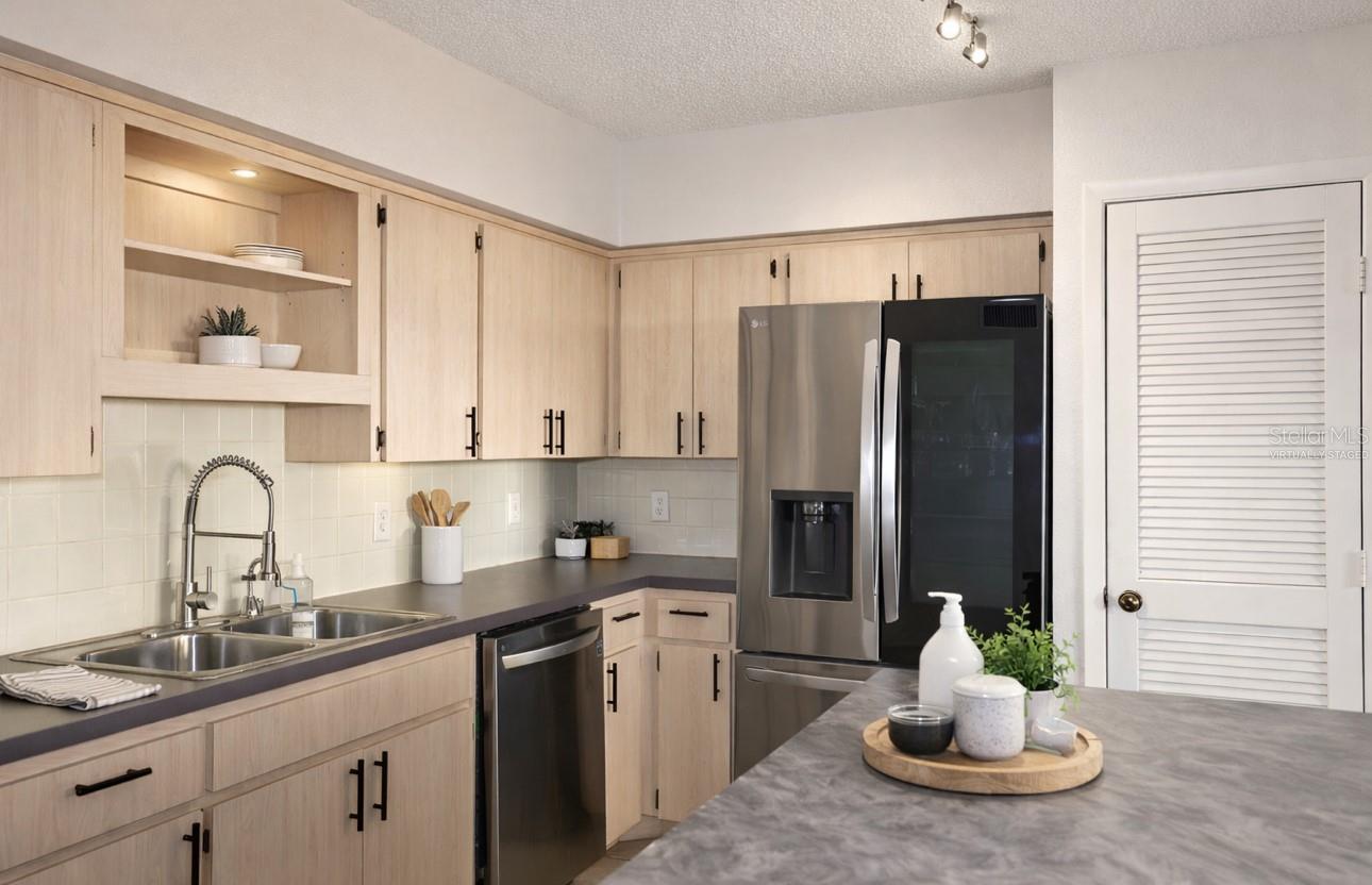 2222 NORWEGIAN DRIVE 16