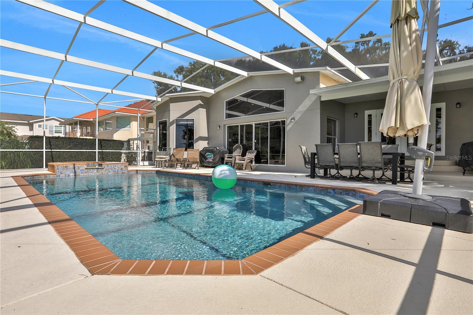 SOUTH ROY SHORES - Residential