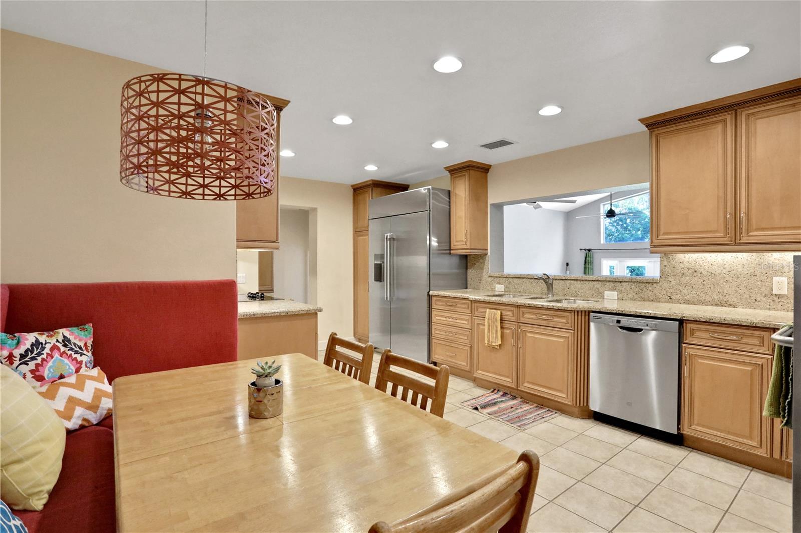 SOUTH ROY SHORES - Residential