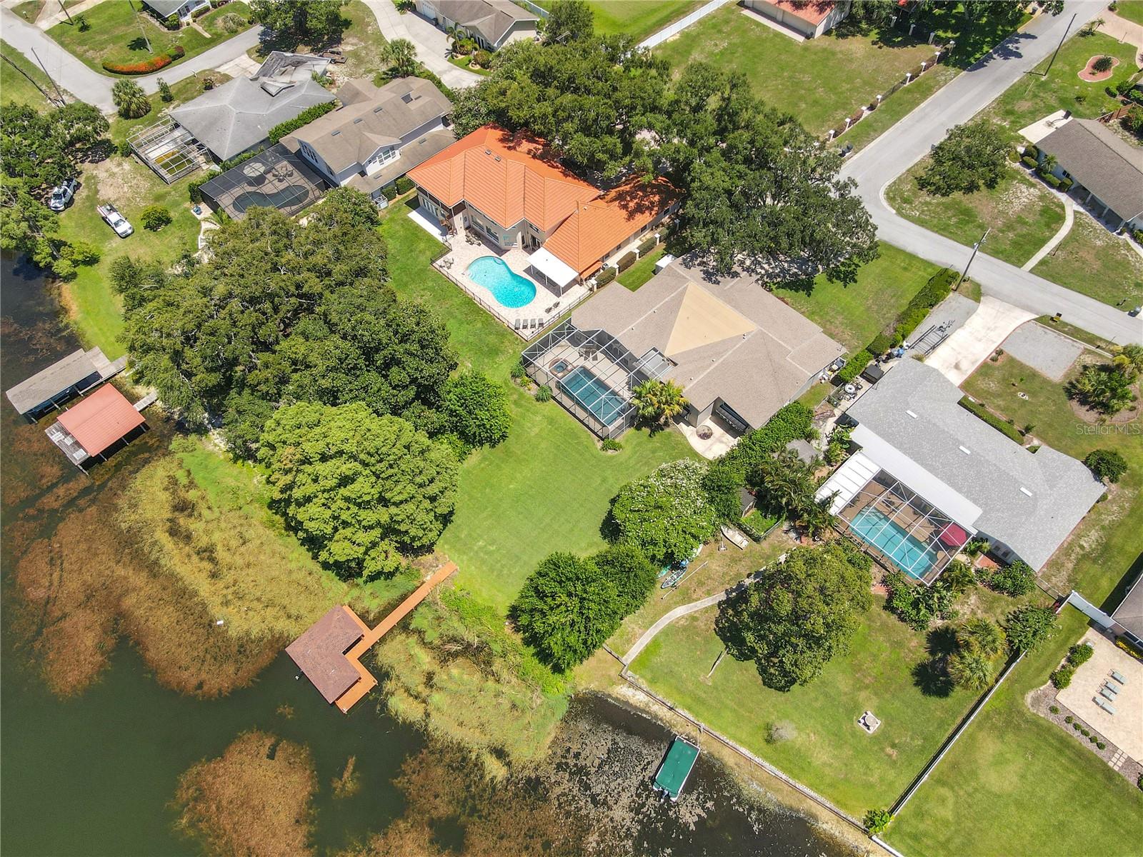 SOUTH ROY SHORES - Residential