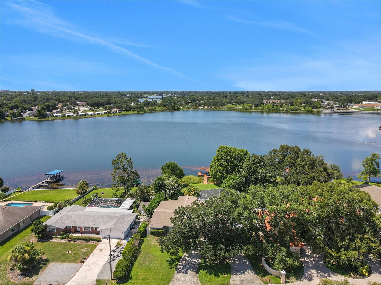 SOUTH ROY SHORES - Residential