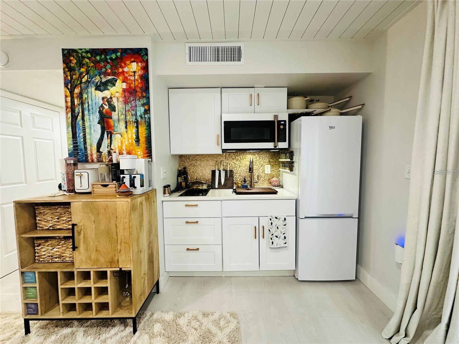 BAHIA VISTA GULF - Residential