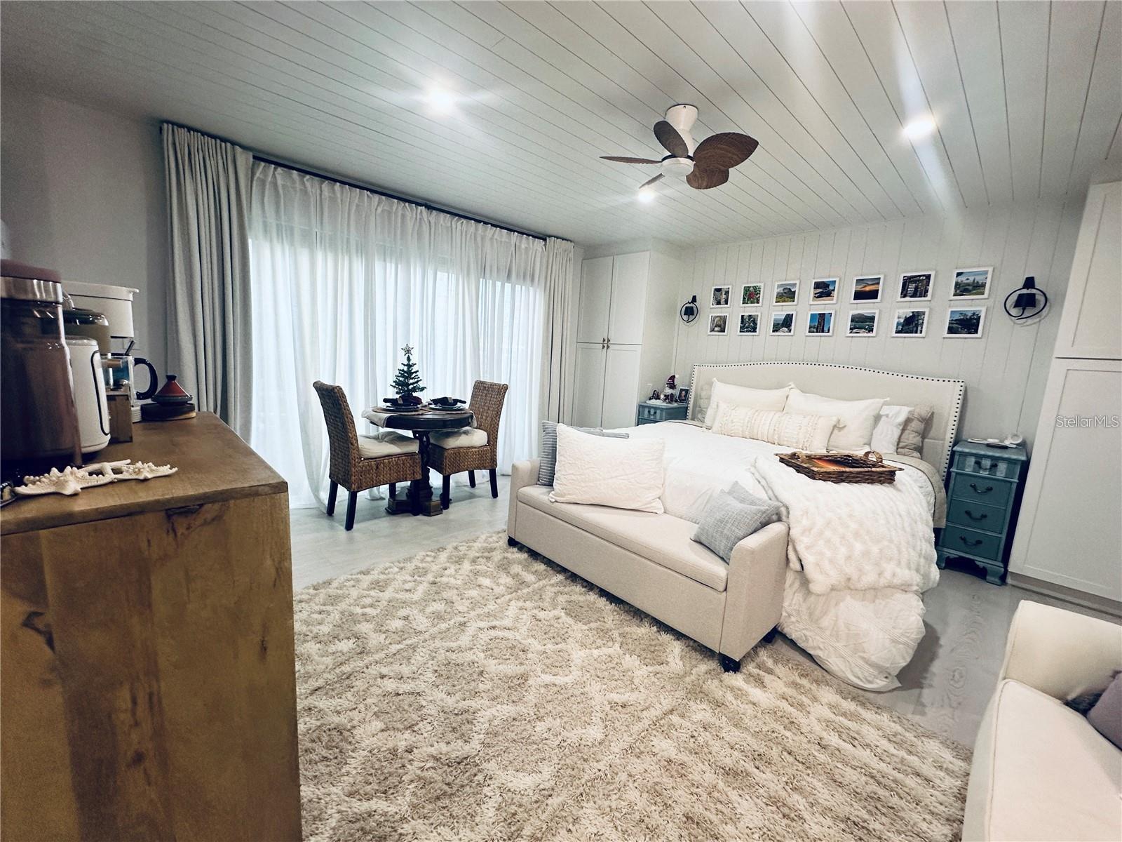 BAHIA VISTA GULF - Residential