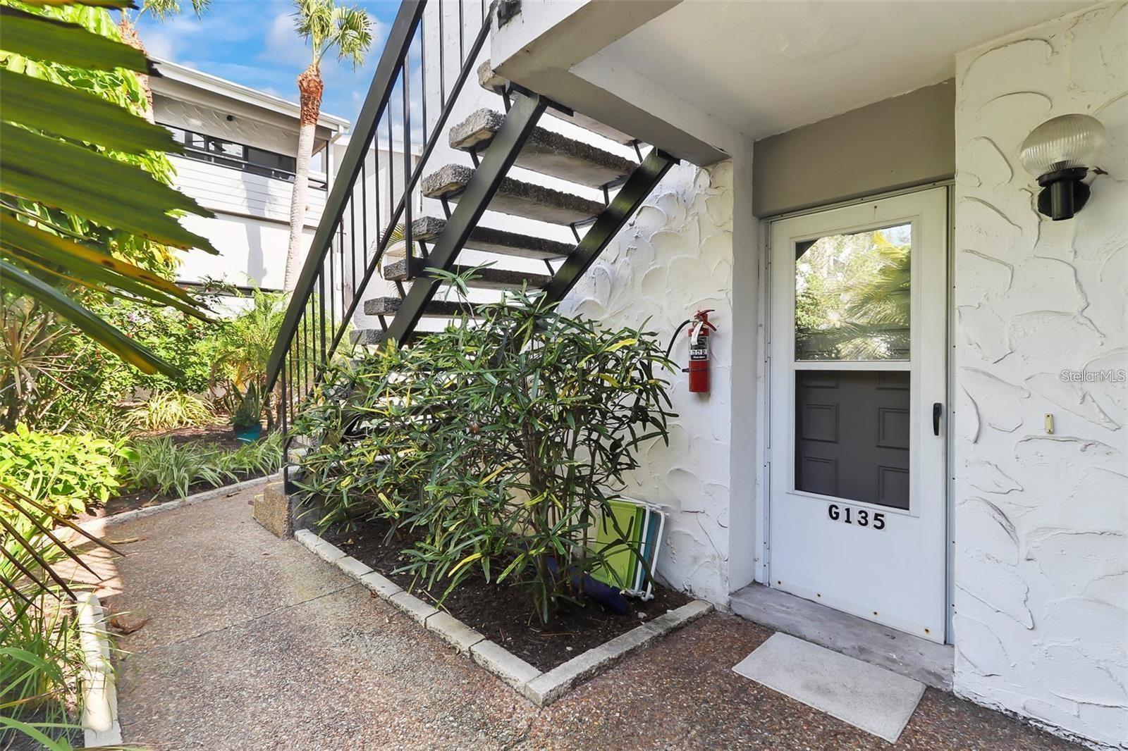 1555 TARPON CENTER DRIVE 135