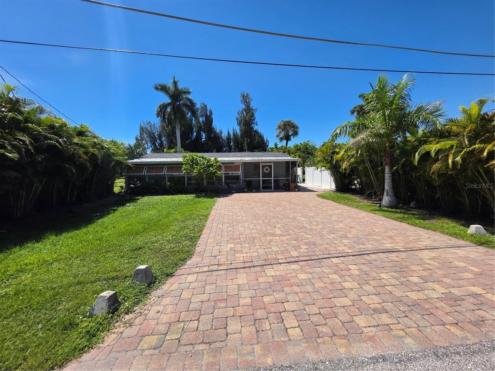 27429 DUTCH AVENUE, PUNTA GORDA, FL, 33982 1 27429 DUTCH AVENUE