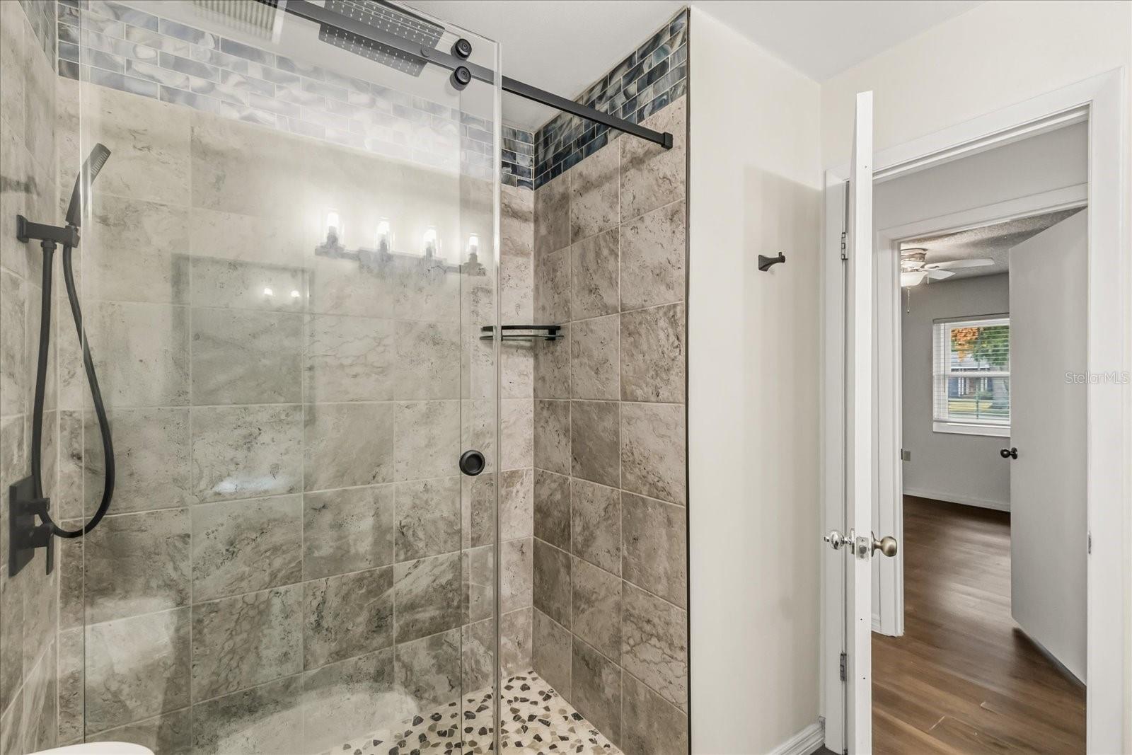 IMPERIALAKES PH 01 - Residential