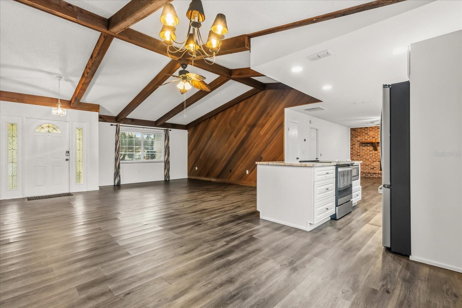 IMPERIALAKES PH 01 - Residential