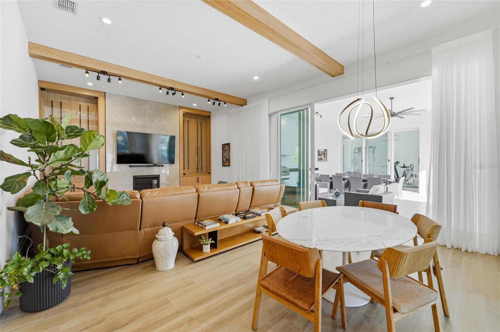 BELLA COLLINA SUB - Residential