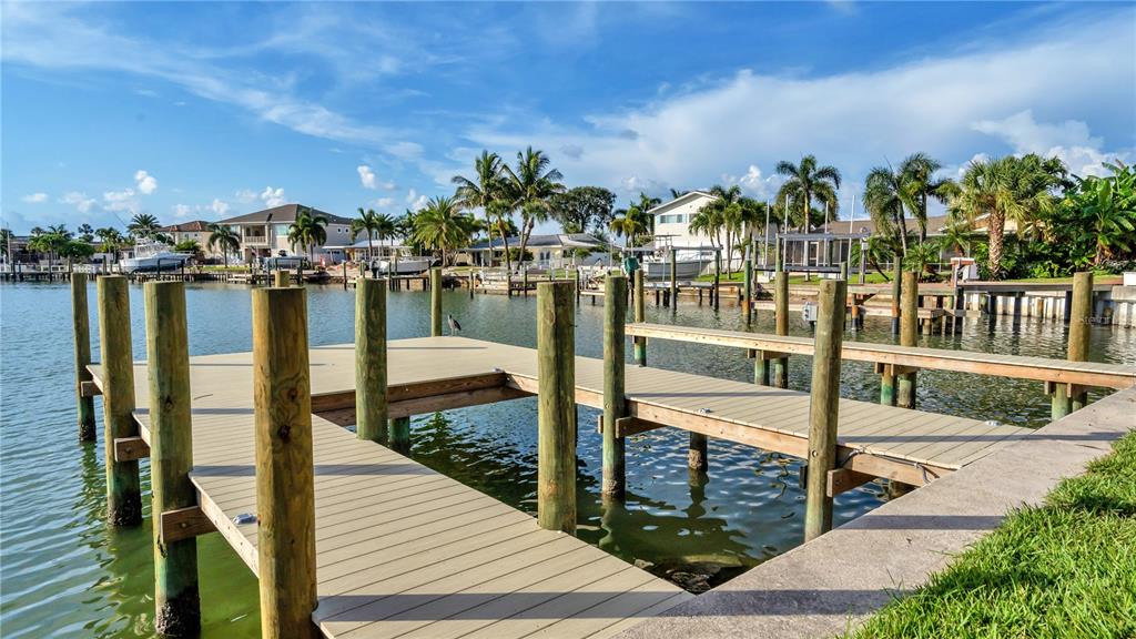 SOUTH CSWY ISLE YACHT CLUB 2ND ADD - Residential