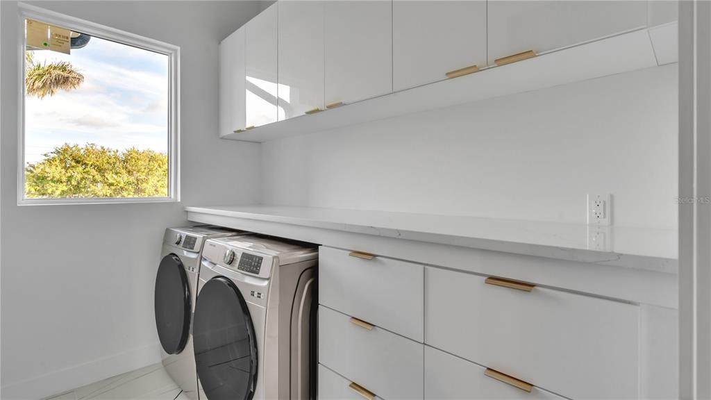 SOUTH CSWY ISLE YACHT CLUB 2ND ADD - Residential