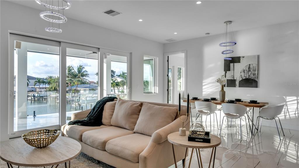 SOUTH CSWY ISLE YACHT CLUB 2ND ADD - Residential