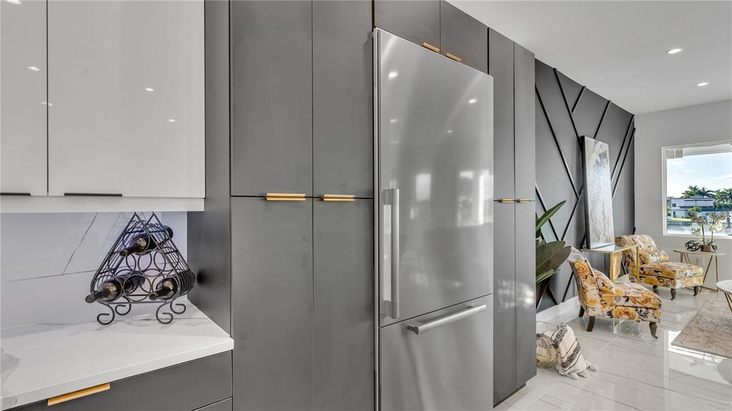 SOUTH CSWY ISLE YACHT CLUB 2ND ADD - Residential