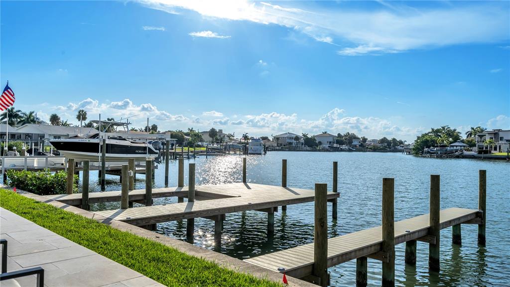 SOUTH CSWY ISLE YACHT CLUB 2ND ADD - Residential