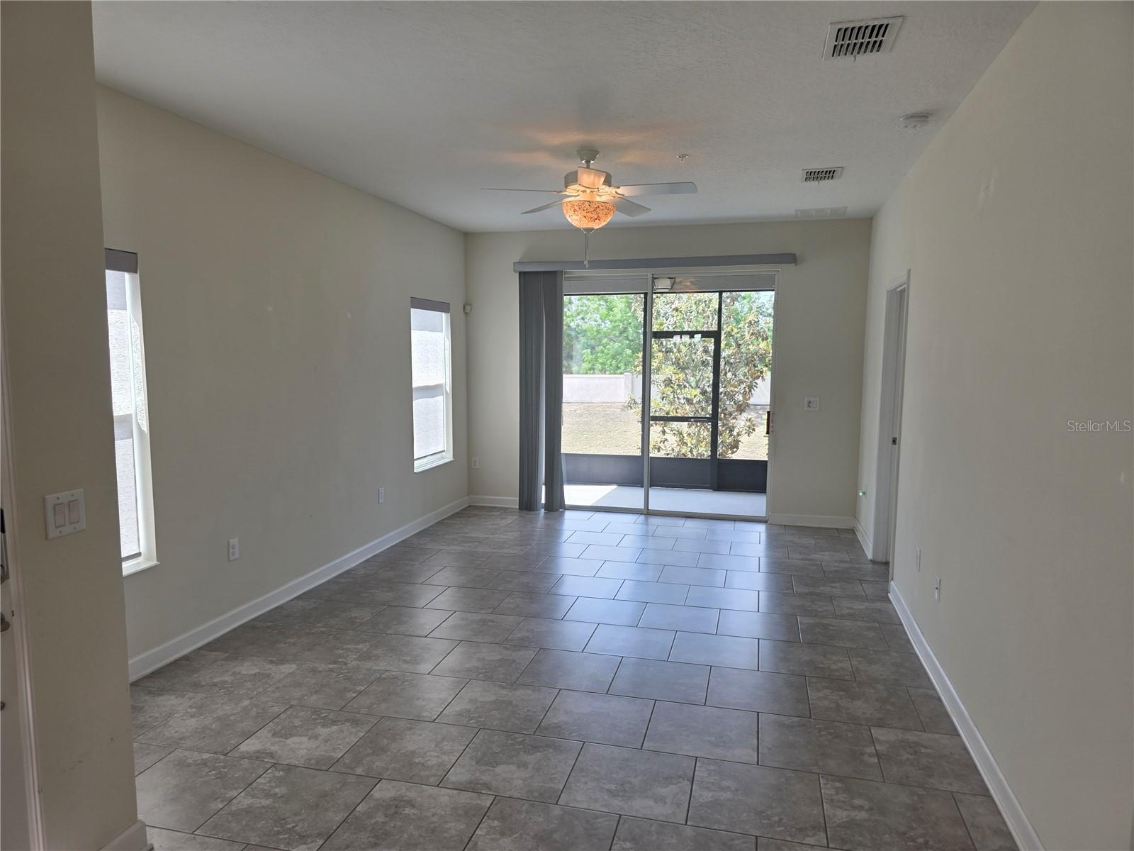 HERITAGE HILLS - Residential