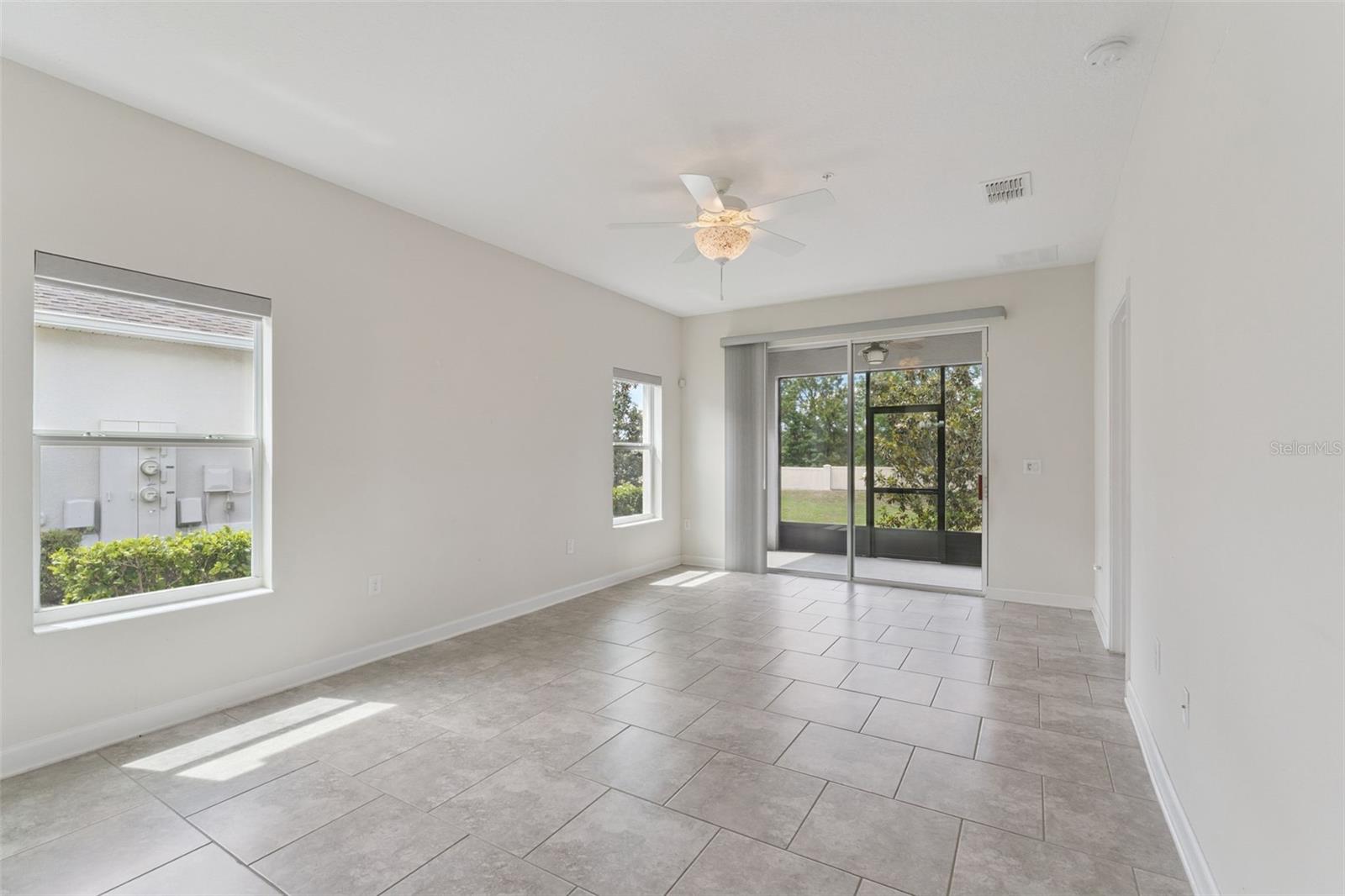 HERITAGE HILLS - Residential