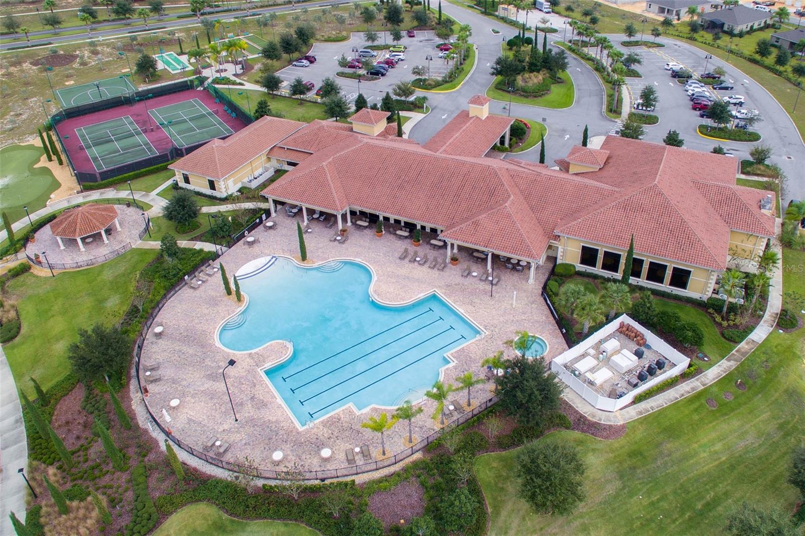 HERITAGE HILLS - Residential