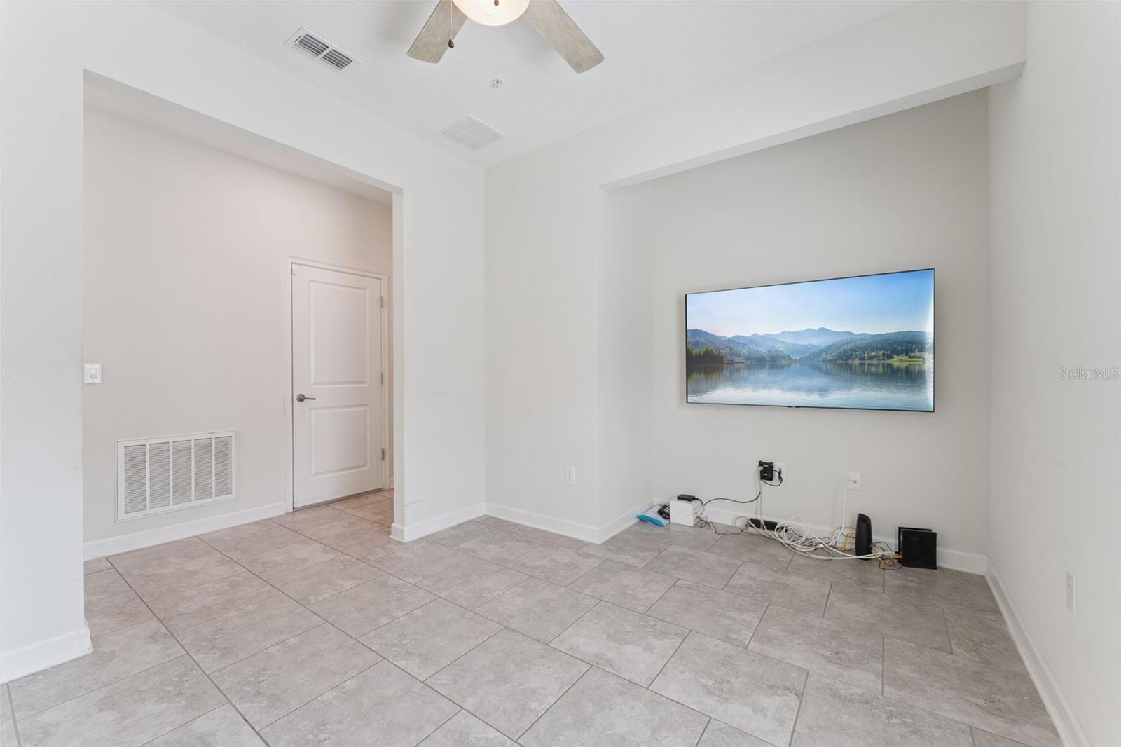 HERITAGE HILLS - Residential