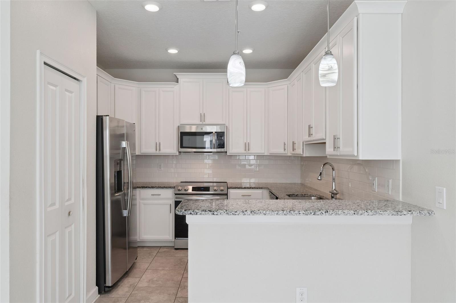 HERITAGE HILLS - Residential