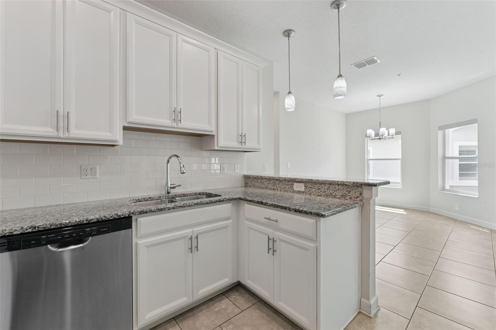 HERITAGE HILLS - Residential