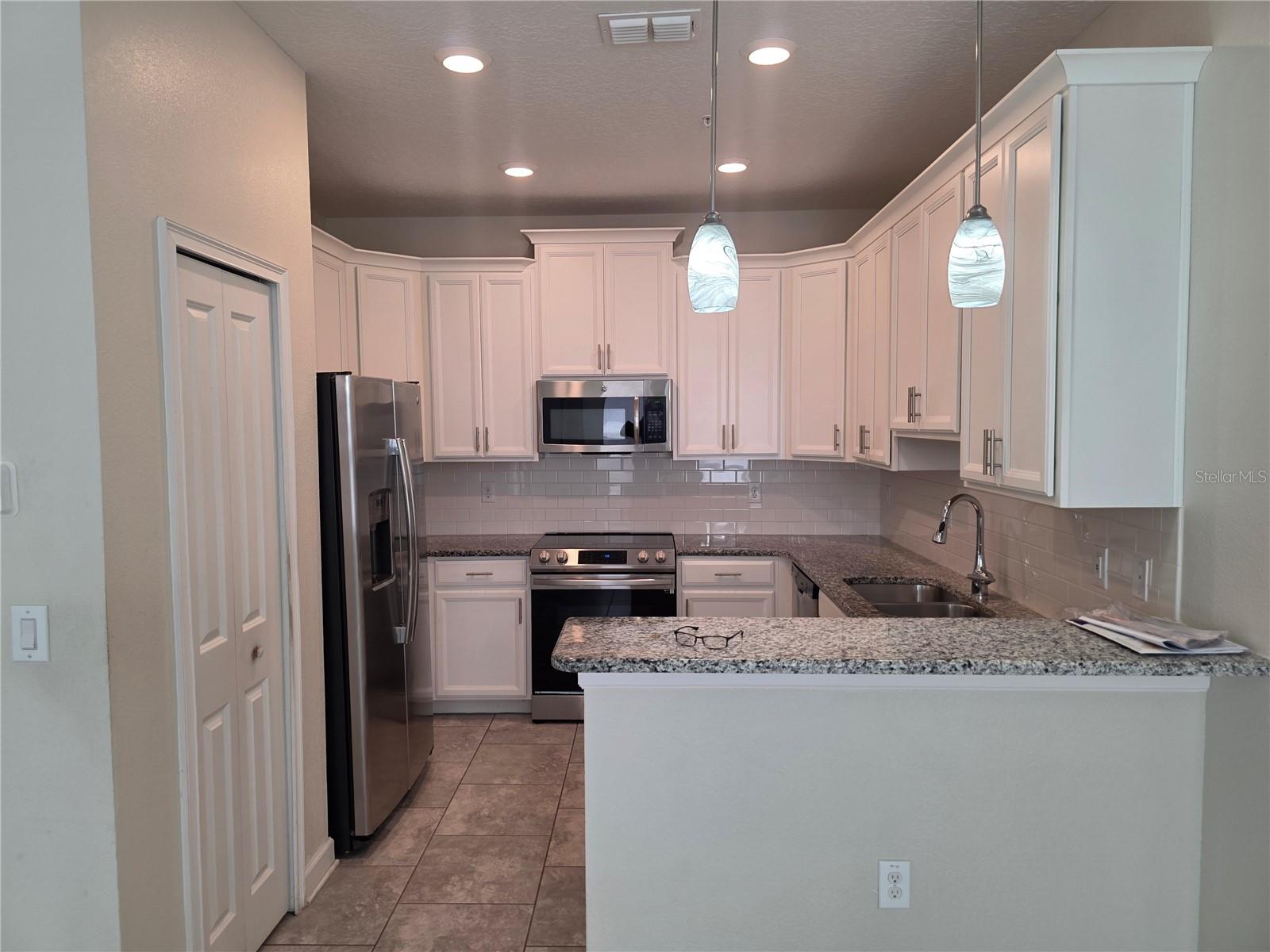 HERITAGE HILLS - Residential