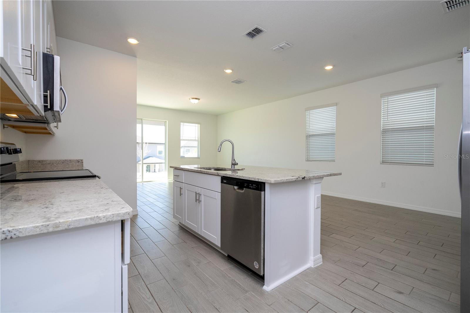 VILLAGES/MINNEOLA HILLS PH 1B - Residential