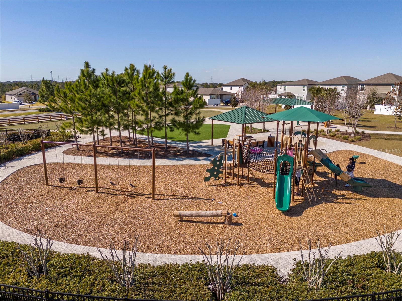 VILLAGES/MINNEOLA HILLS PH 1B - Residential