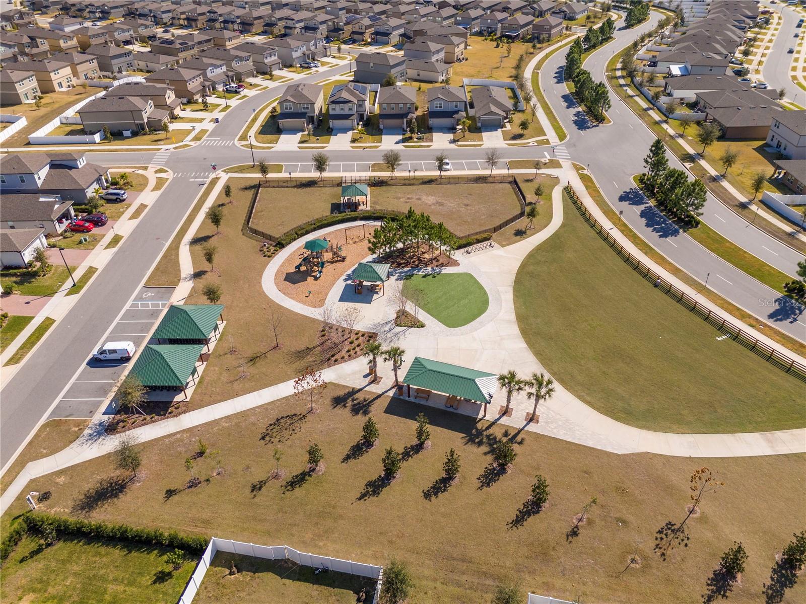 VILLAGES/MINNEOLA HILLS PH 1B - Residential