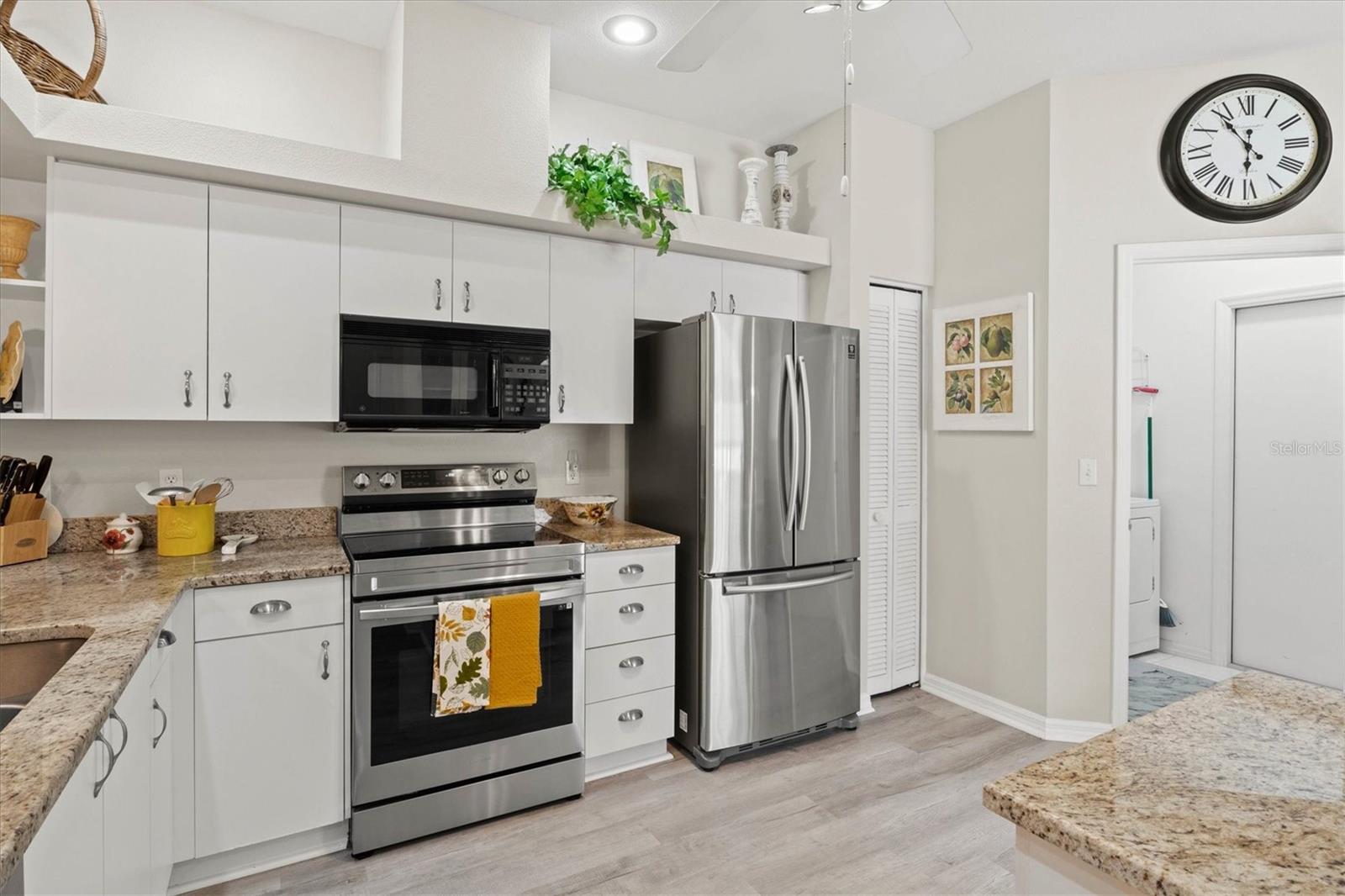 TWELVE OAKS II OF TARA - Residential