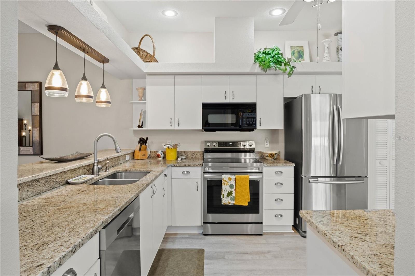 TWELVE OAKS II OF TARA - Residential