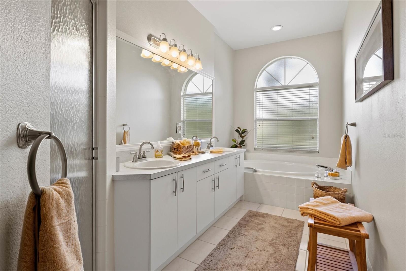 TWELVE OAKS II OF TARA - Residential