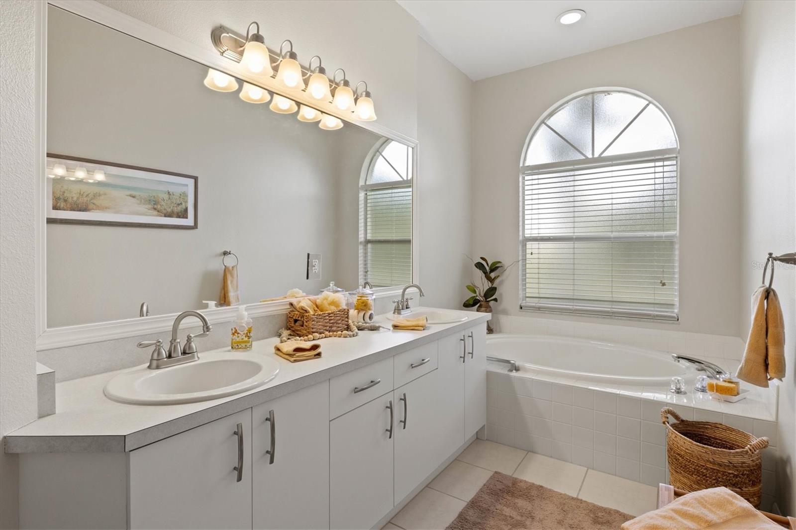 TWELVE OAKS II OF TARA - Residential