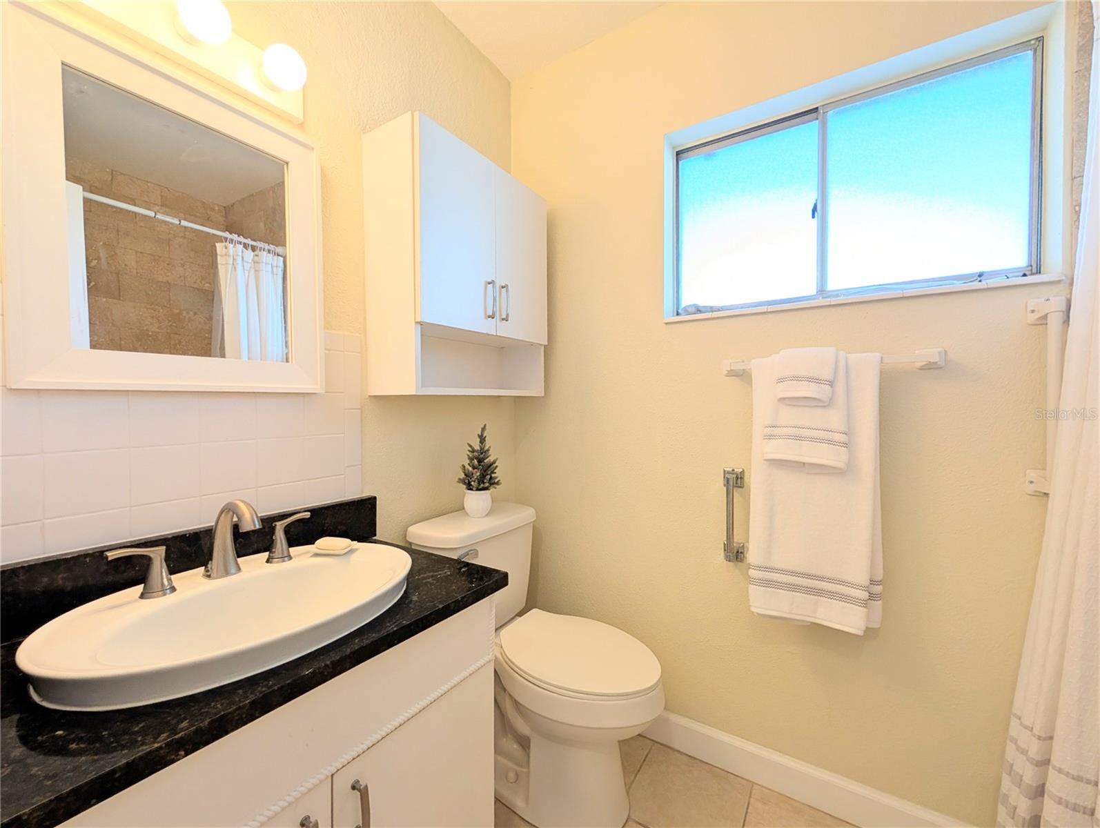 BAYSHORE GARDENS APTS 2 - Residential Lease