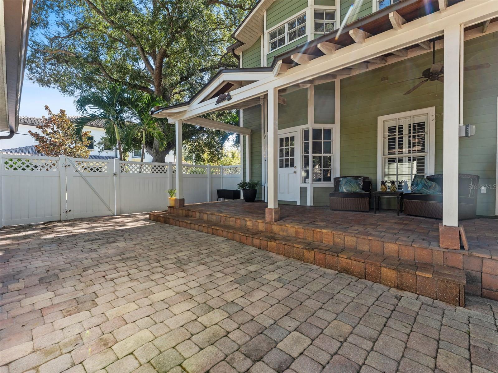 MARYLAND MANOR 2ND UNIT - Residential