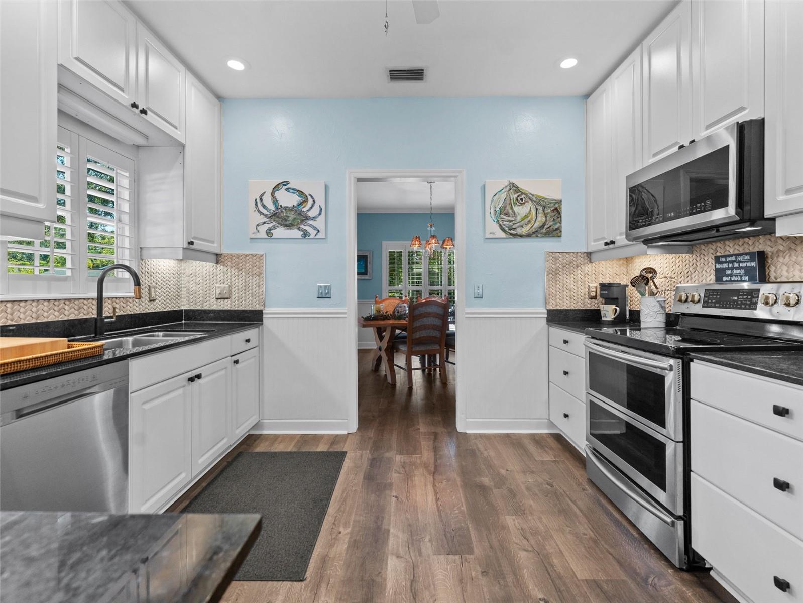 MARYLAND MANOR 2ND UNIT - Residential