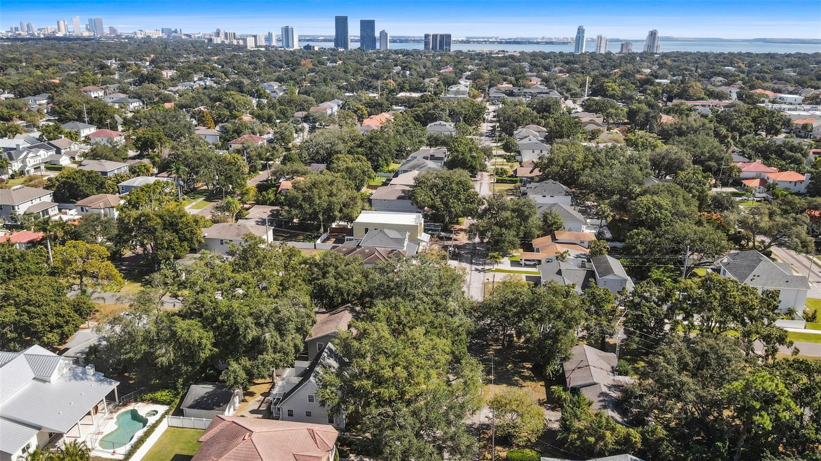 MARYLAND MANOR 2ND UNIT - Residential