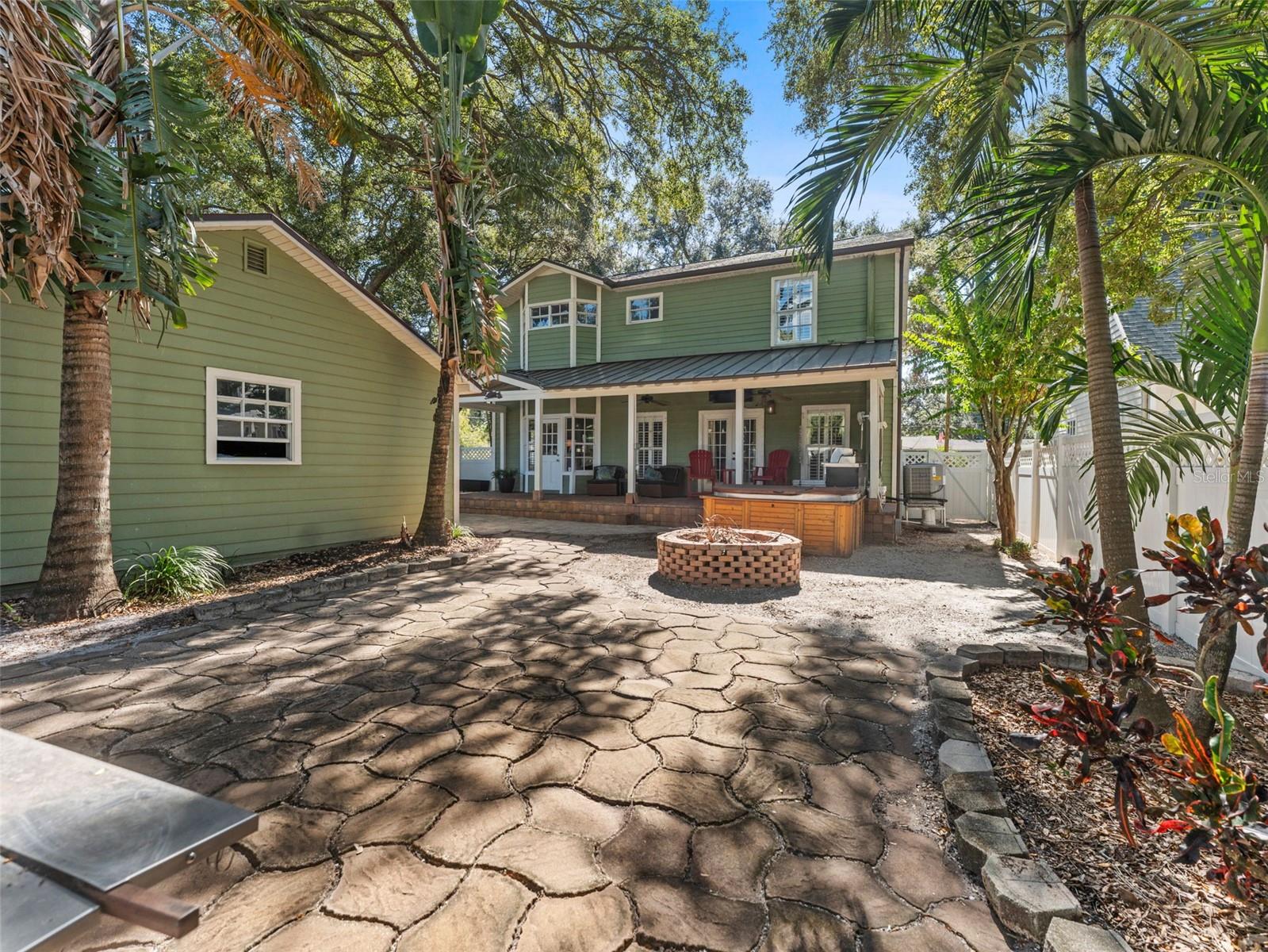 MARYLAND MANOR 2ND UNIT - Residential