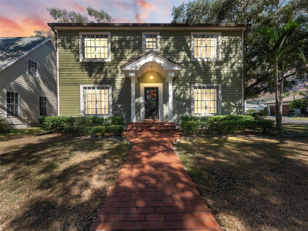 Photo of 4001 W Leona Street, Tampa, FL 33629 (MLS # TB8447356)