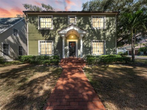 Photo of 4001 W Leona Street, Tampa, FL 33629 (MLS # TB8447356)