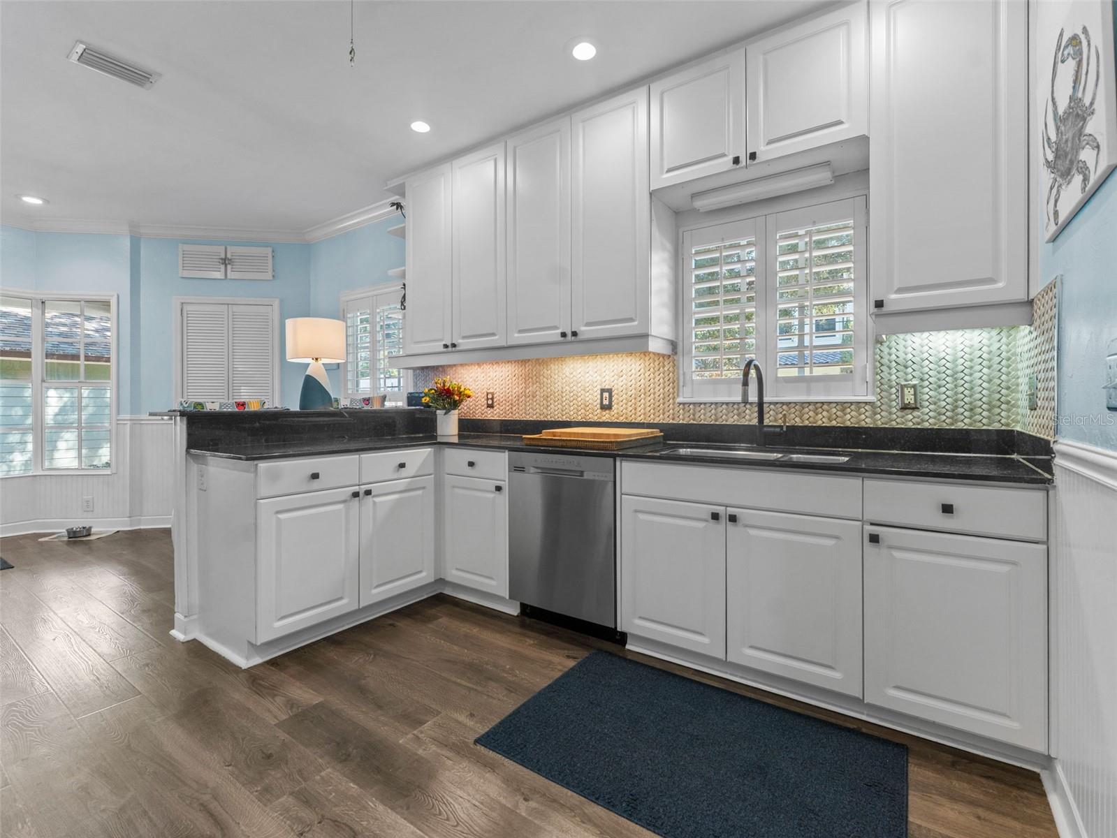 MARYLAND MANOR 2ND UNIT - Residential