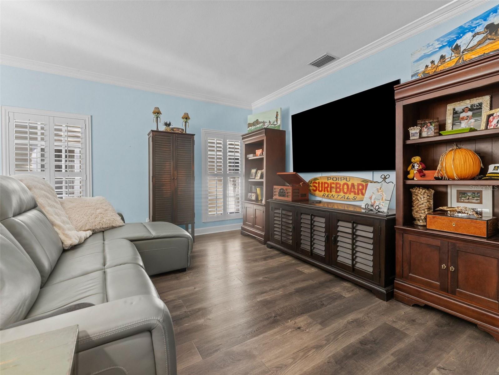 MARYLAND MANOR 2ND UNIT - Residential