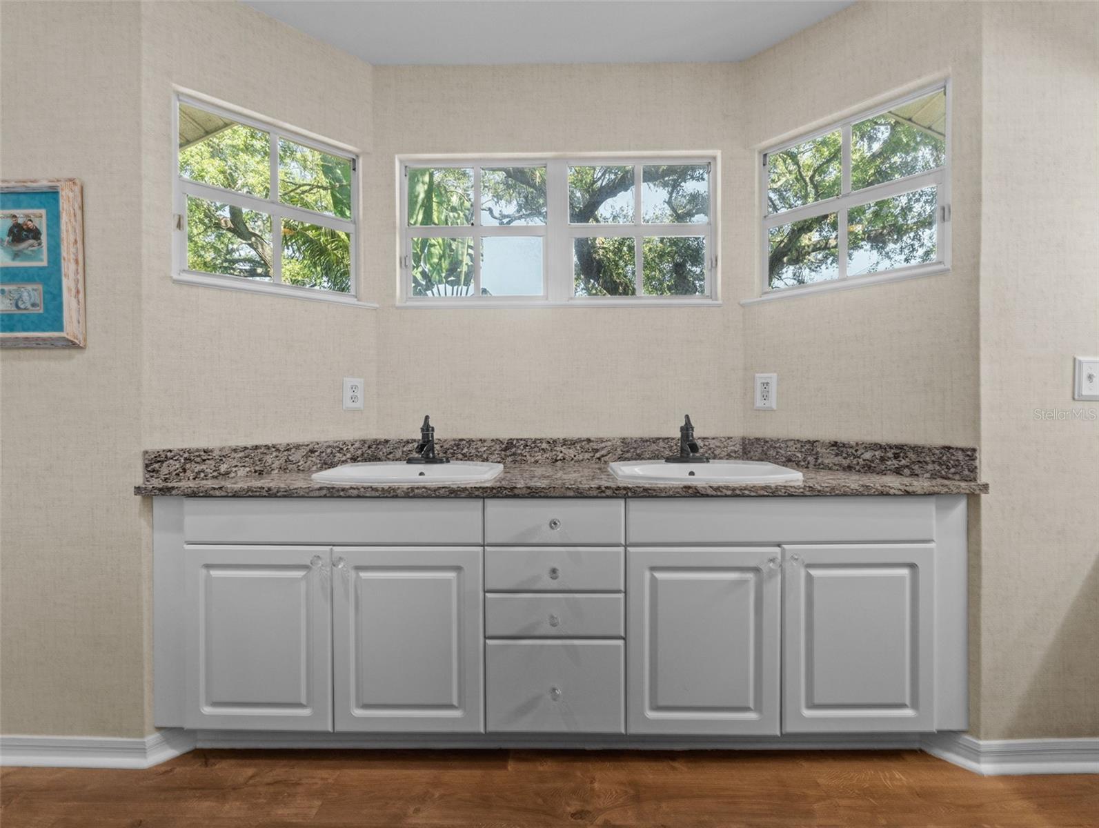 MARYLAND MANOR 2ND UNIT - Residential