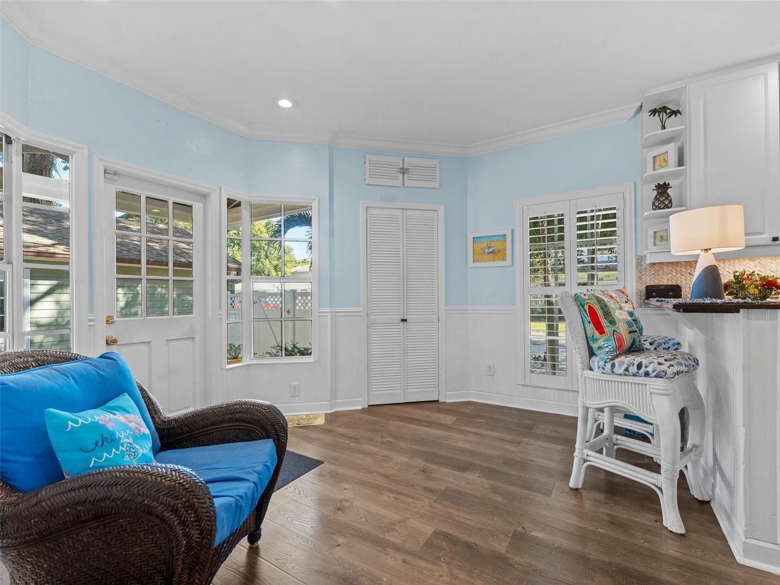 MARYLAND MANOR 2ND UNIT - Residential