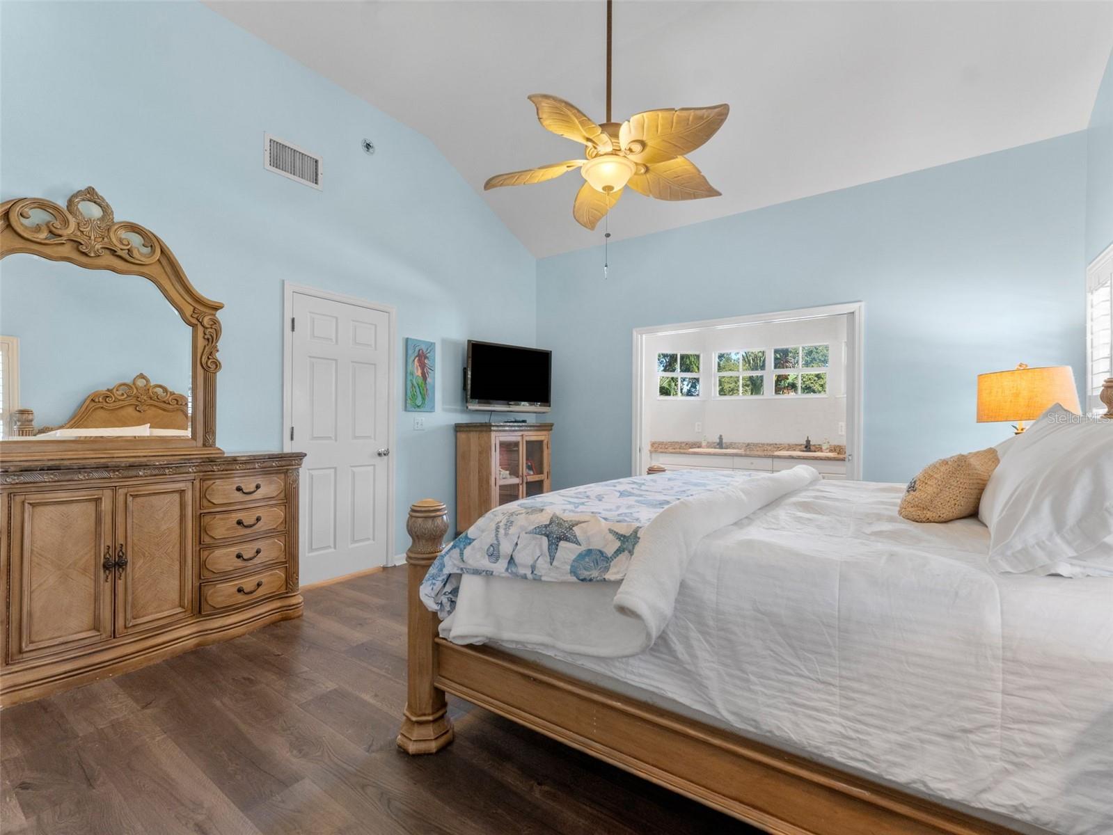 MARYLAND MANOR 2ND UNIT - Residential